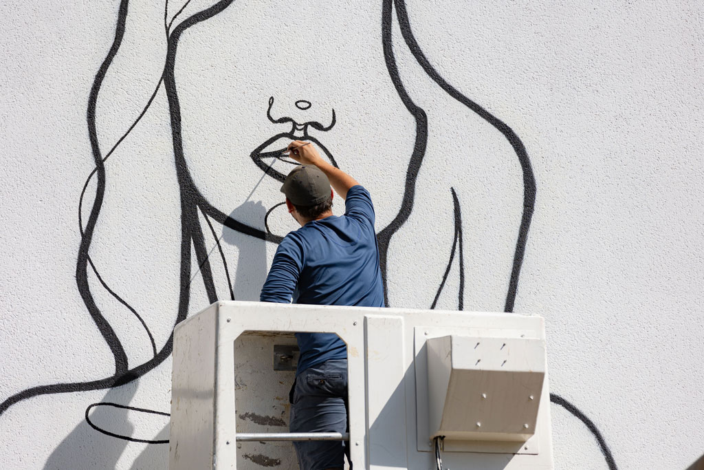 Œuvre artistique sur façade